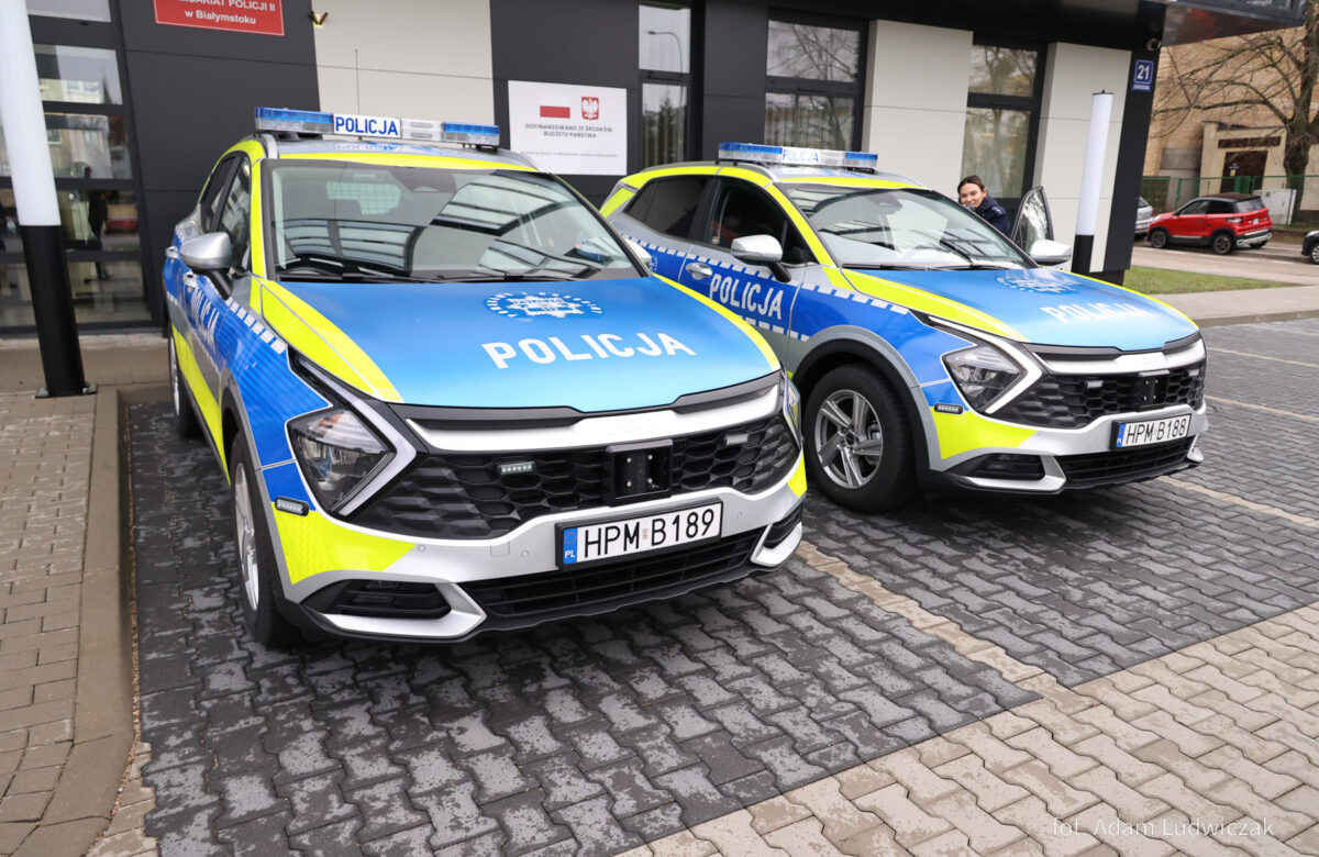Wzmacniamy Siły Policji w Białymstoku – Nowe Radiowozy na Służbie